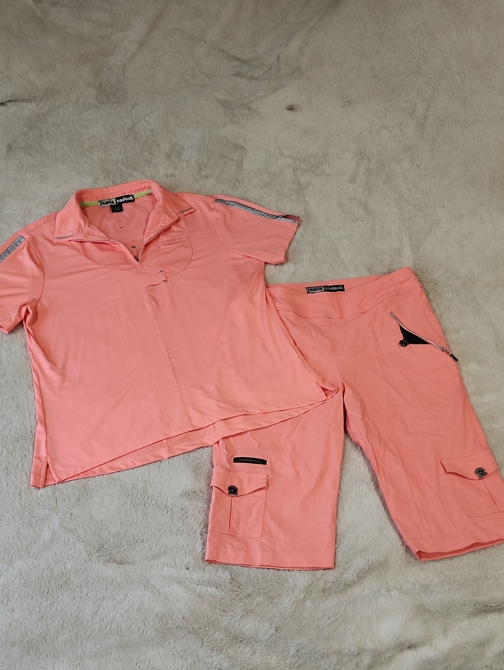 Jamie Sadock Golf Set Women’s Coral Pink Top & Cargo Capri Shorts 2 Pc